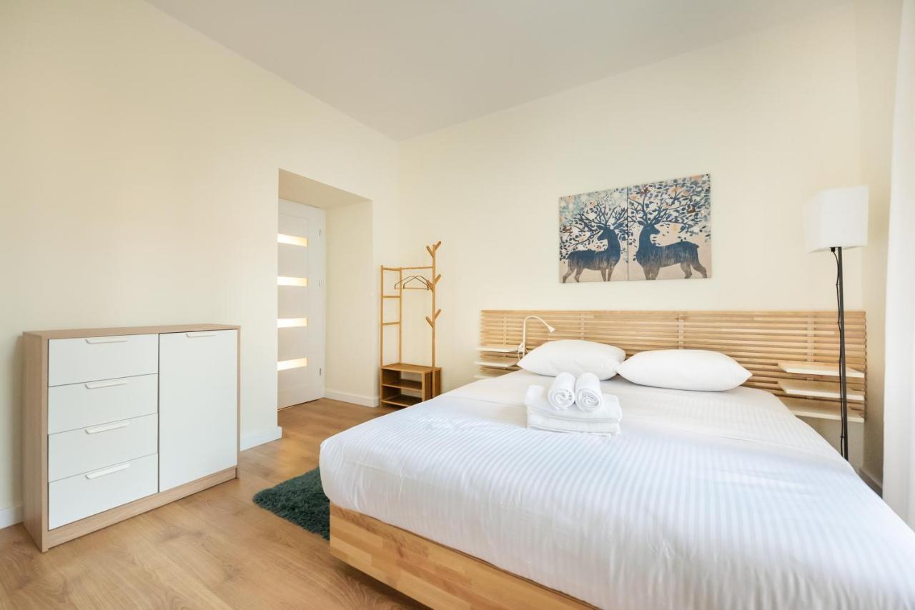 Ochota Sunny Apartment Warsaw Ngoại thất bức ảnh