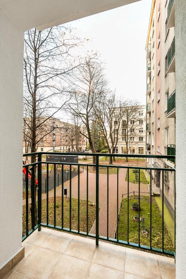 Ochota Sunny Apartment Warsaw Ngoại thất bức ảnh