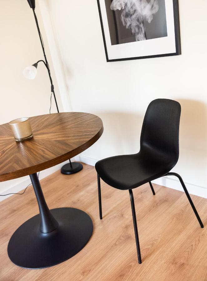 Ochota Sunny Apartment Warsaw Ngoại thất bức ảnh
