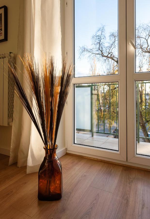 Ochota Sunny Apartment Warsaw Ngoại thất bức ảnh